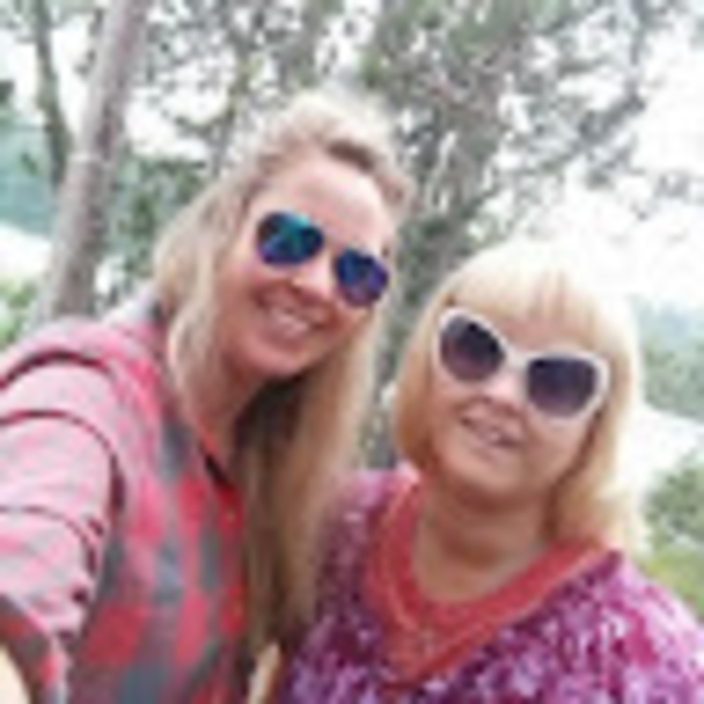 Meet your Posher, Camille